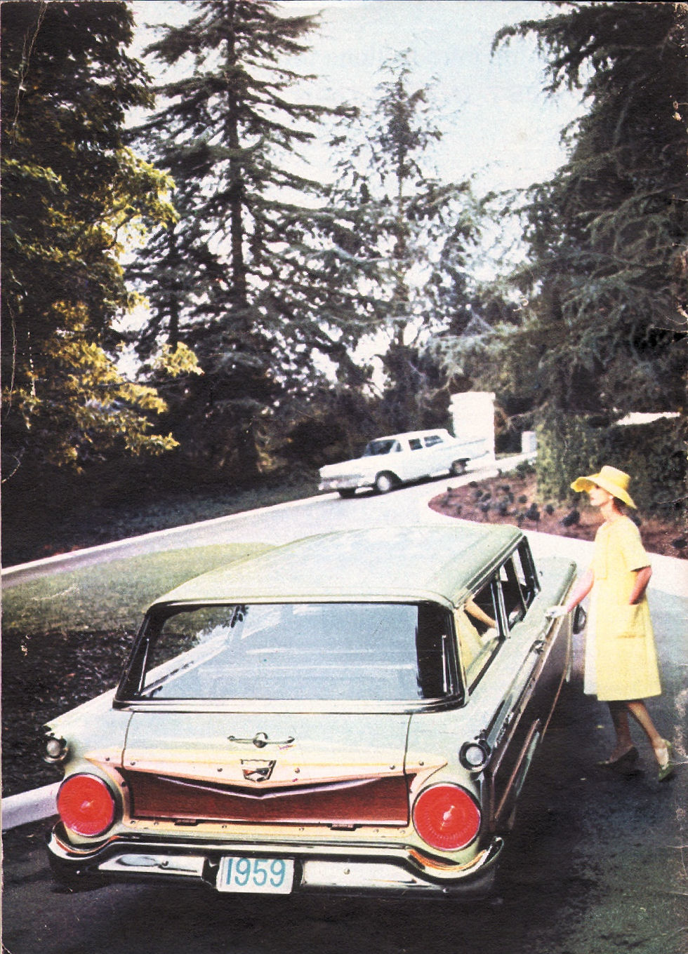 n_1959- Ford Station Wagon Living-30.jpg